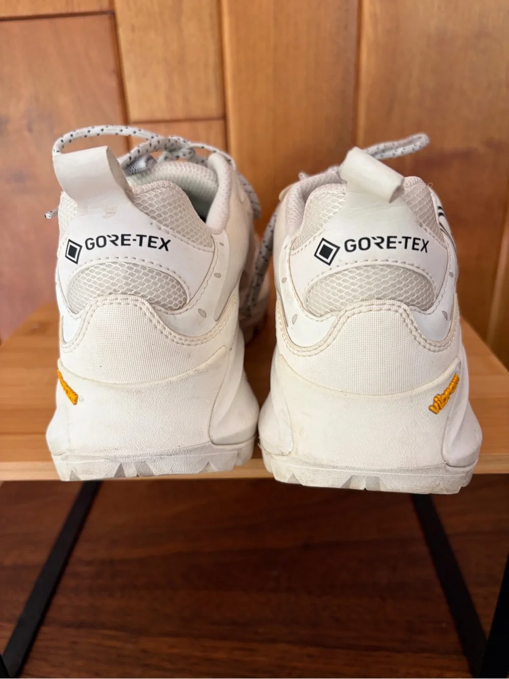 Merrell Gore-Tex Women’s 1TRL Moab Trail Sneakers Sz 7.